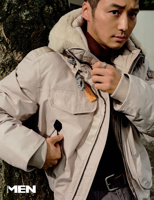 파라점퍼스, 배우 변요한과 함께한 2025 겨울 화보 공개 27-Image